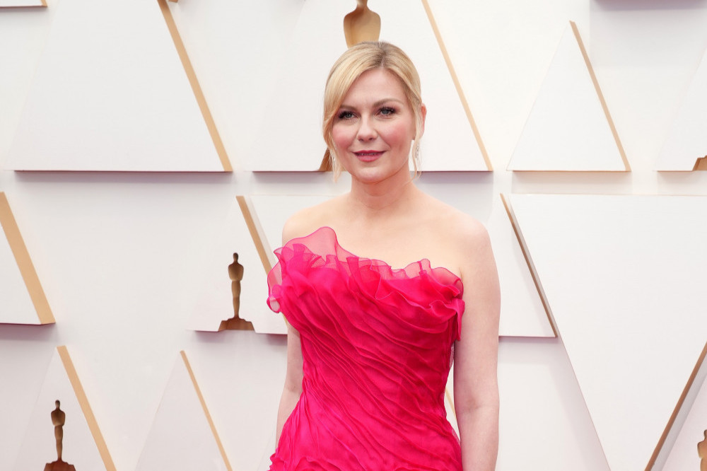 Kirsten Dunst has launched a collection with Coach