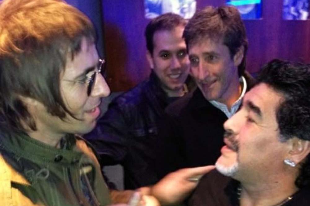 Liam Gallagher with Maradona (c) Twitter