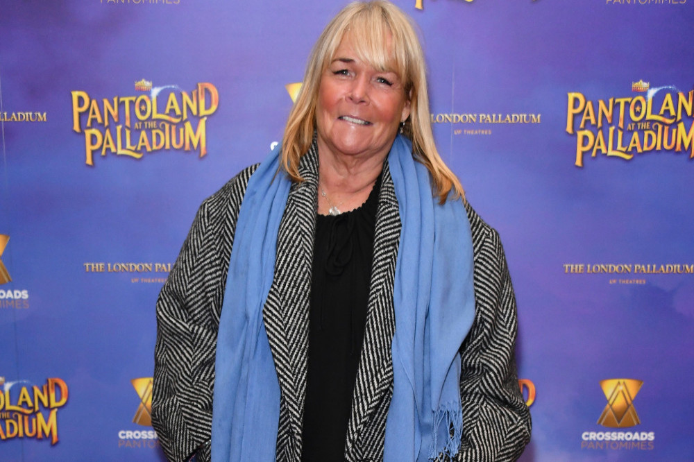 Linda Robson has vowed to swear as much as she wants on the Loose Women tour