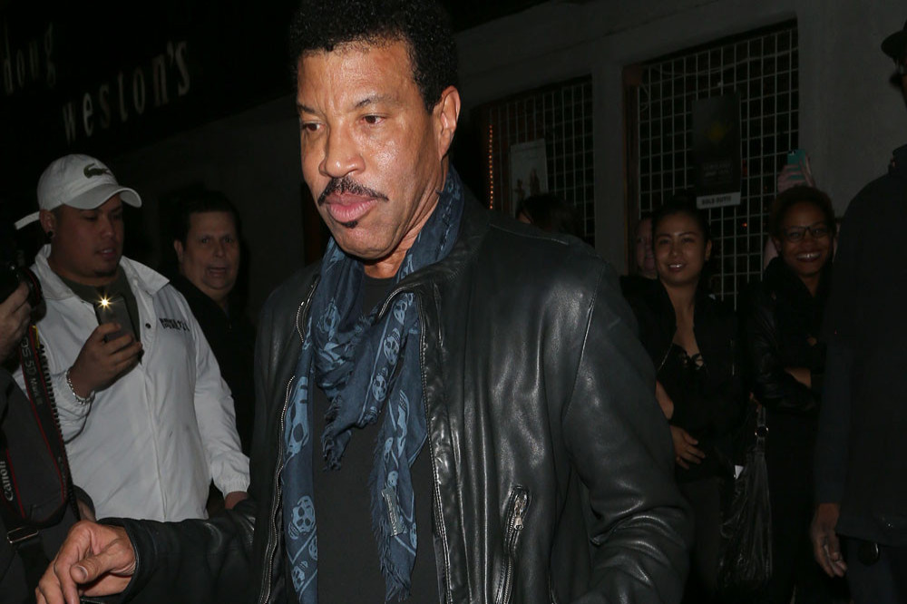 Lionel Richie is heading back to the UK next summer