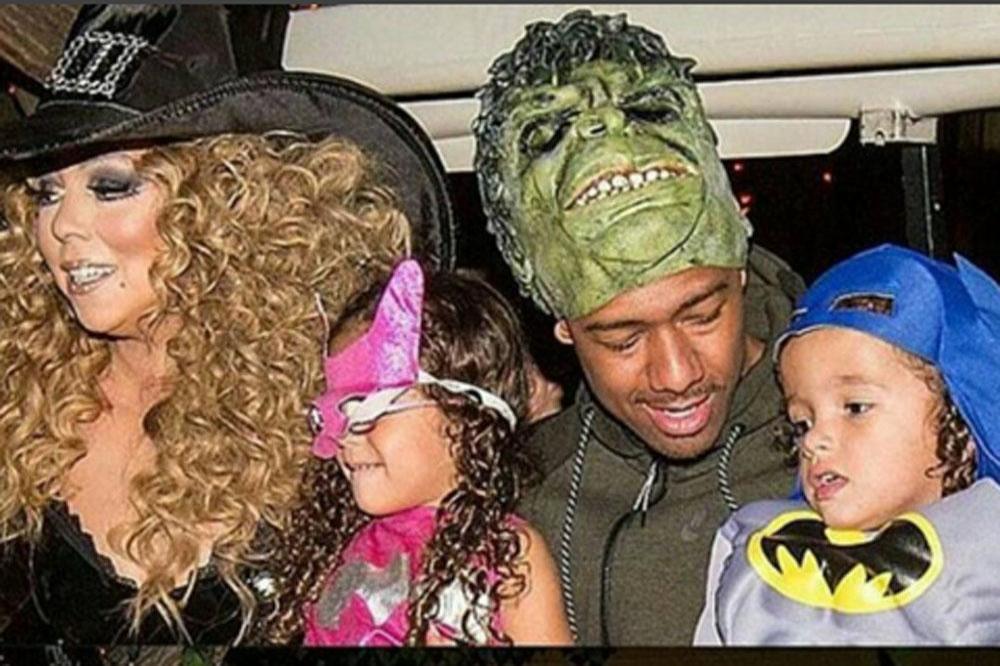 Mariah Carey and Nick Cannon at Halloween (c) Instagram