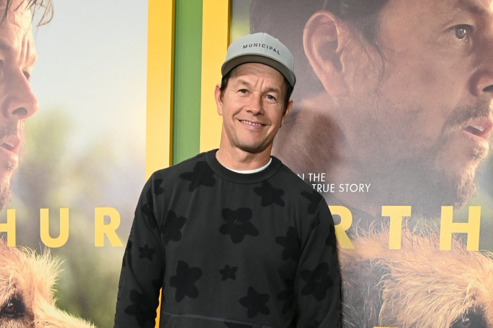 Mark Wahlberg chose not to have surgery after injuring his knee