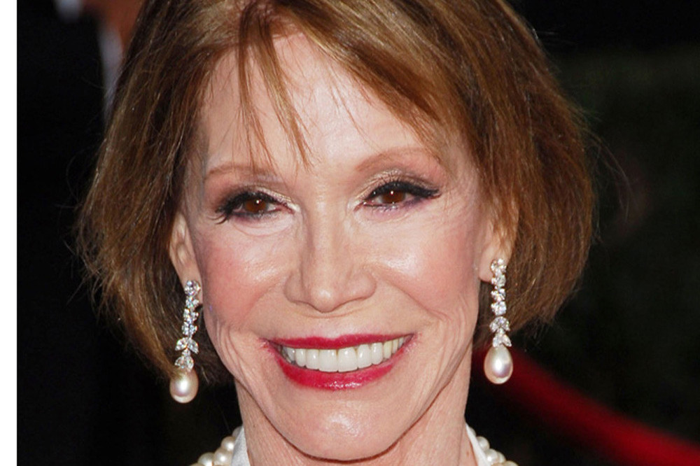 Mary Tyler Moore was almost blinded in her final years, says husband