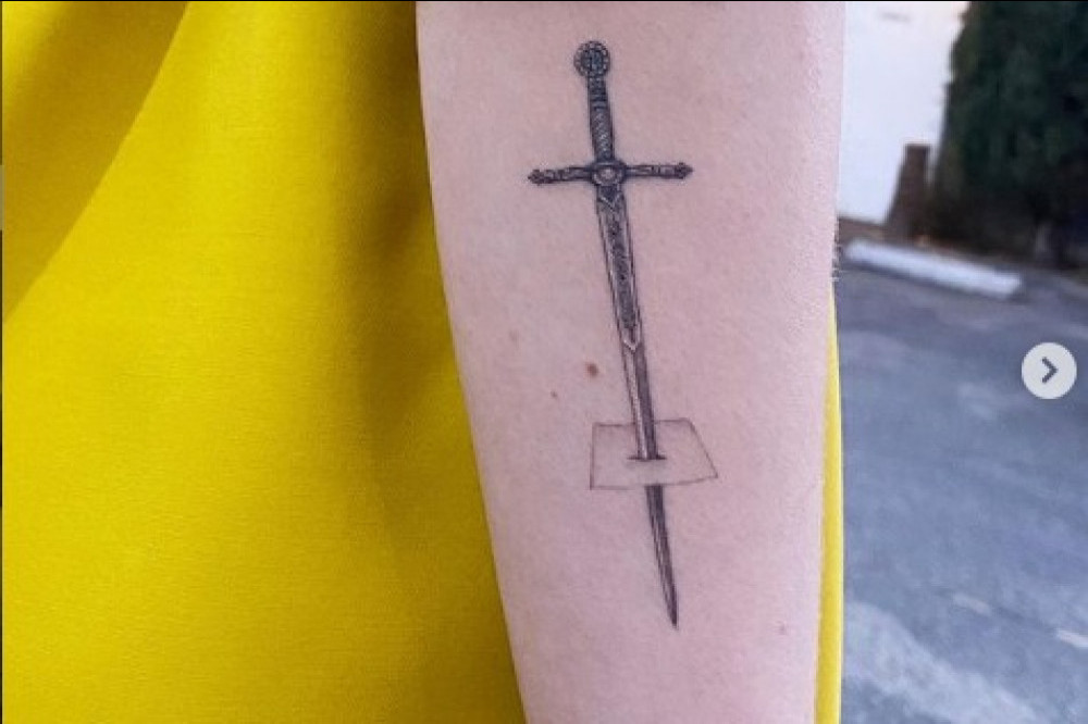 Phoebe Bridgers' tattoo (c) Instagram