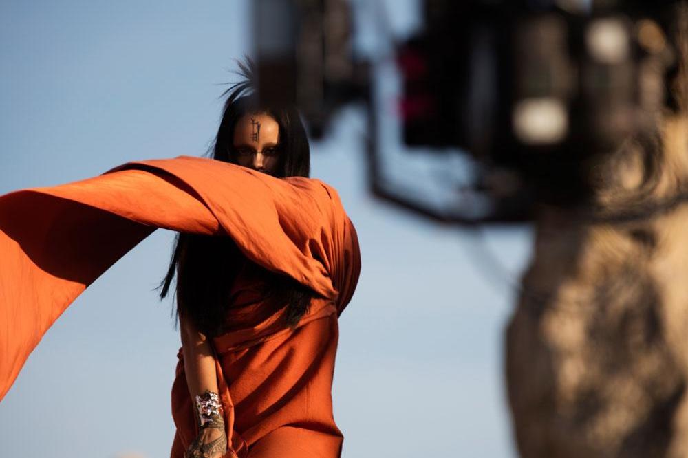 Rihanna in 'Sledgehammer' music video