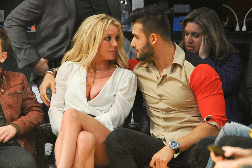 Sam Asghari has stopped following Britney Spears