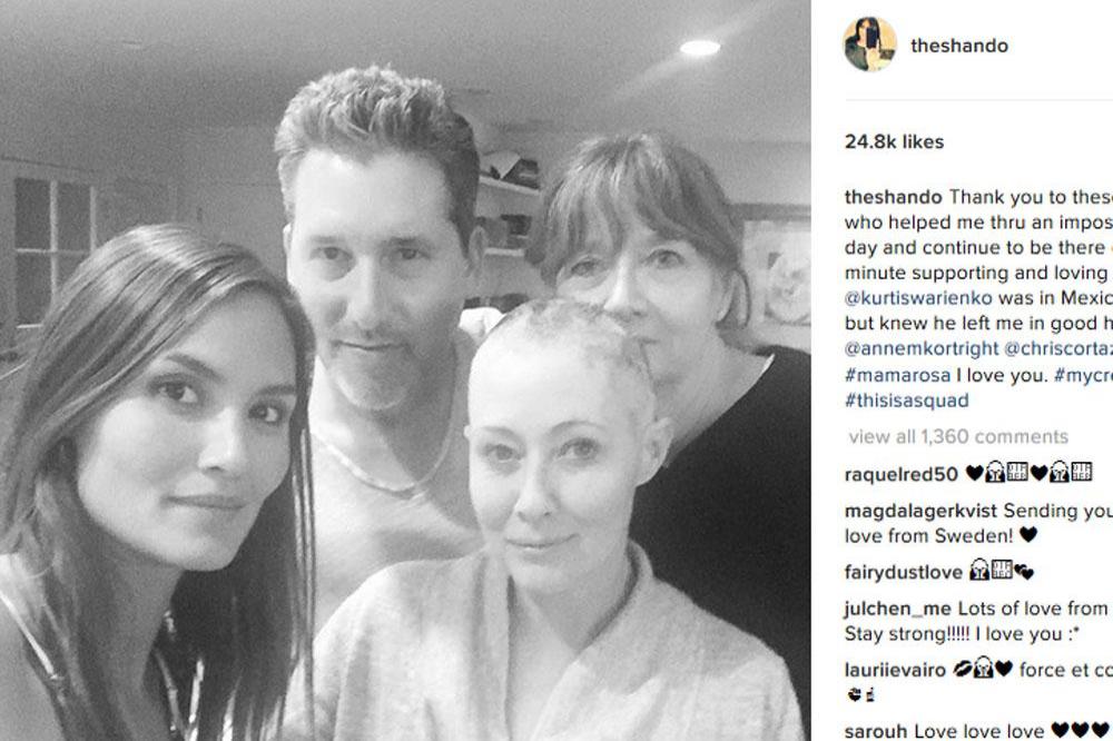 Shannen Doherty with mother Rosa and friends (c) Instagram