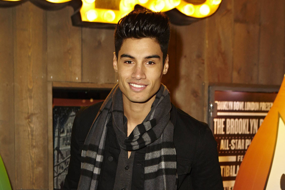 Siva Kaneswaran hits head on ice during training for Dancing On Ice