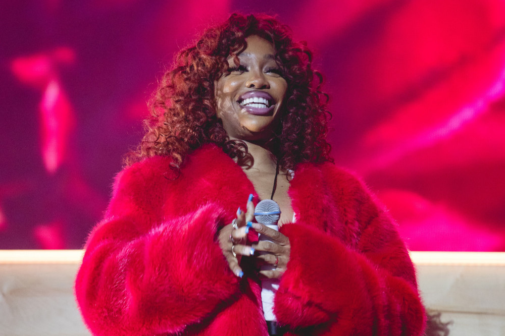 SZA axed the concert after losing her voice