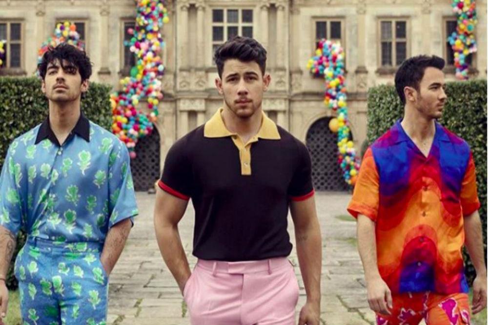 Jonas Brothers' sucker artwork 