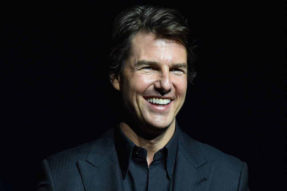 Tom Cruise reportedly landed his unemployed film crew new jobs shooting a music video for 1980s pop star Rick Astley