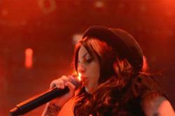 Cher Lloyd Has Bottles Thrown At Her At Festival