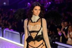 Kendall Jenner wants more sexy shoots