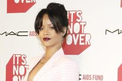 Rihanna Giving Fans Chance To Meet Her For $10,000