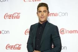 Zac Efron says dressing in drag is 'great'