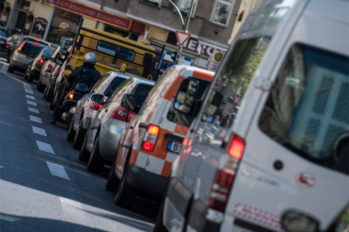 People who live near busy roads are more likely to suffer from health problems