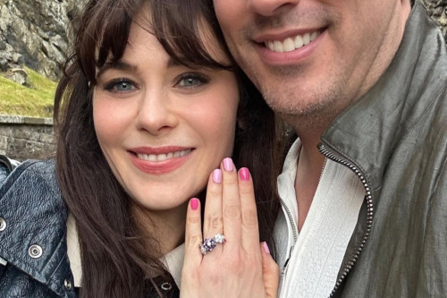 Zooey Deschanel’s fiancé was a ‘blubbering mess’ while proposing to the actress