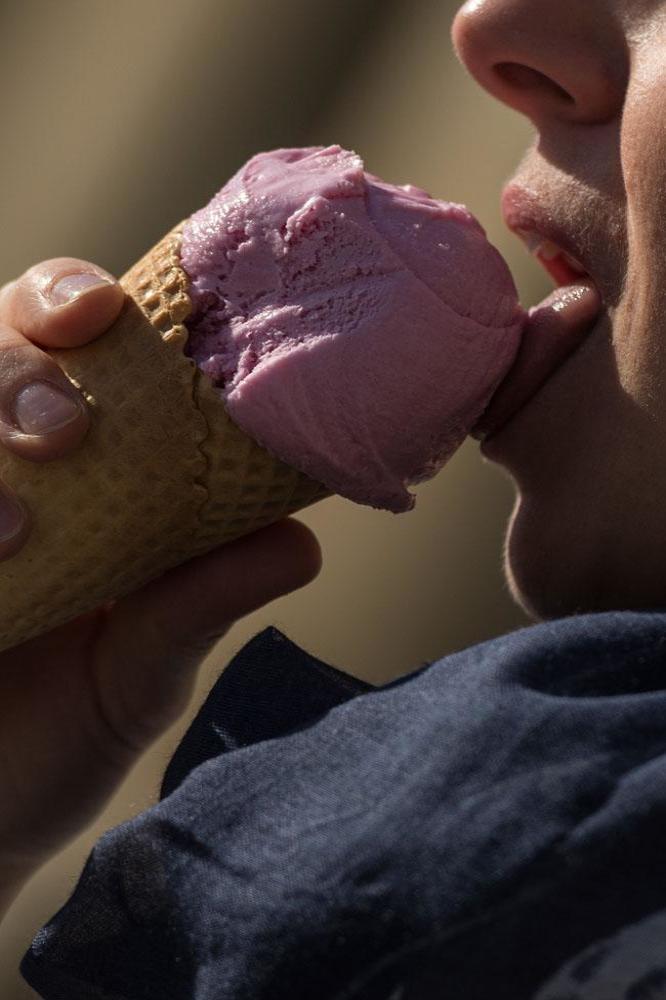 Food expert makes non-melting ice cream