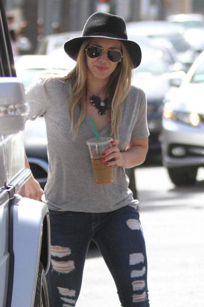 Hilary Duff wears distressed denim jeans