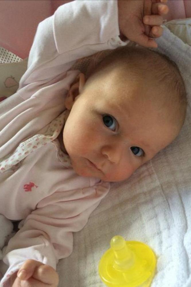 John Krasinski and Emily Blunt's baby daughter Hazel (c) Twitter