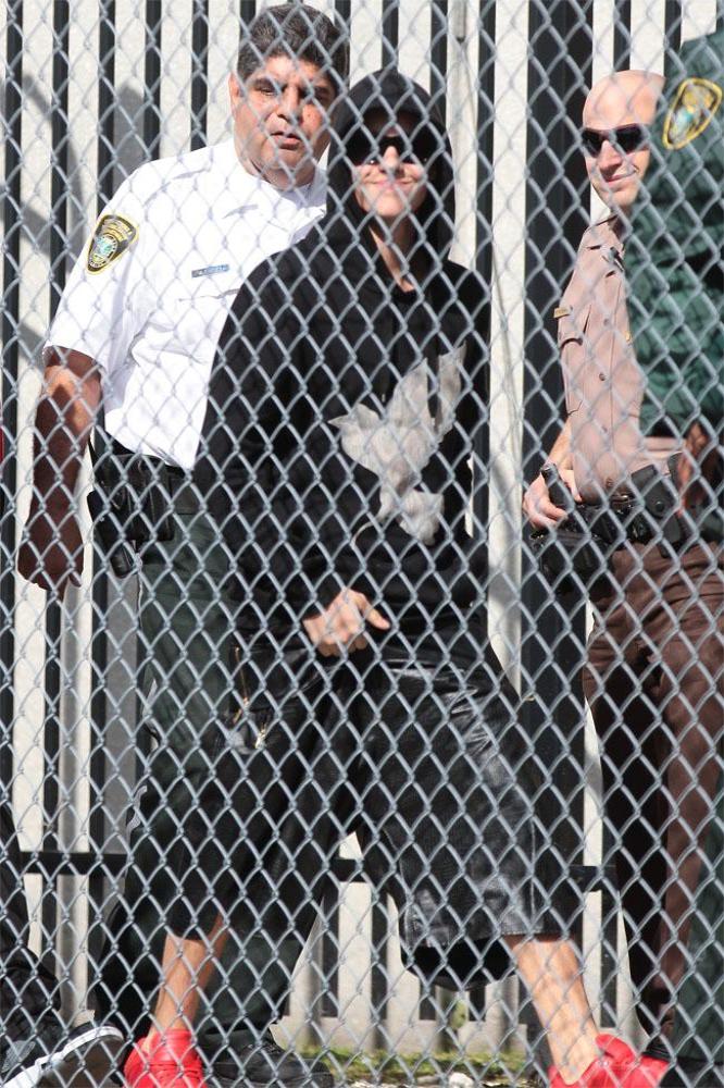 Justin Bieber leaving jail in Miami