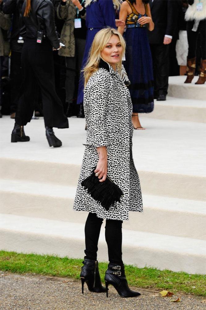 Kate Moss arriving for Burberry's London Fashion Week show