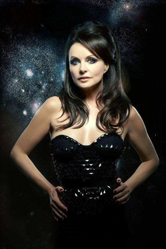 Sarah Brightman Postpones Space Mission