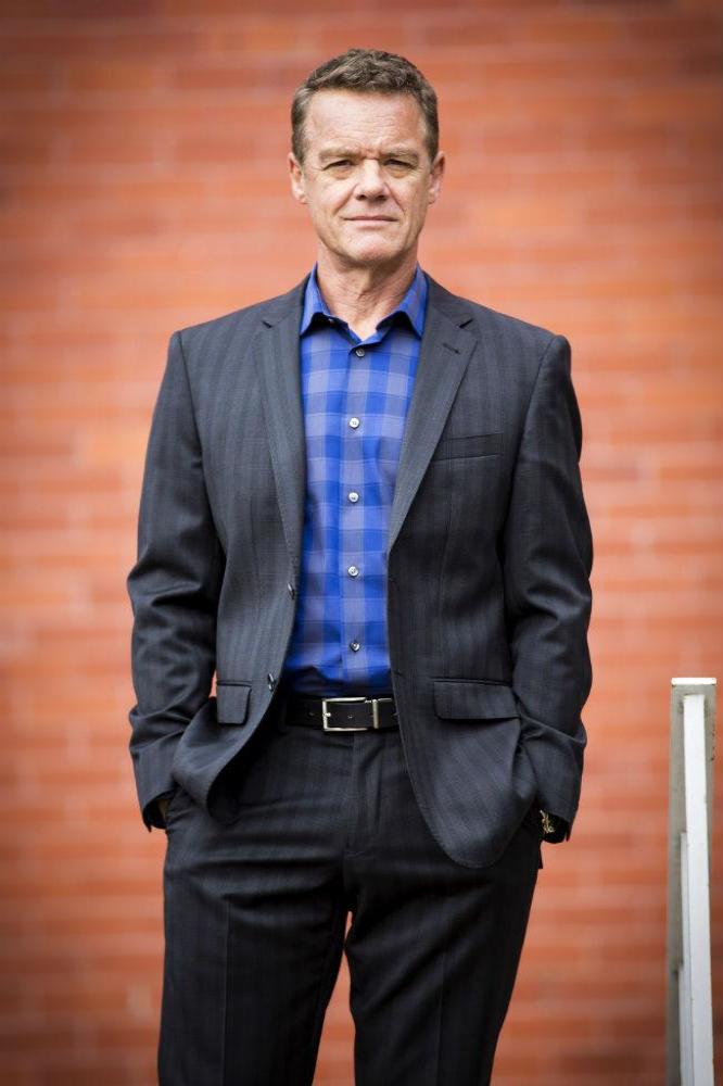 Stefan Dennis as Paul Robinson