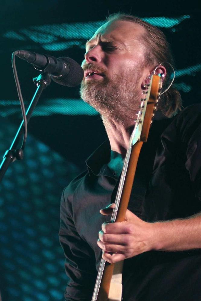 Radiohead fans eat photos of Thom Yorke's face 