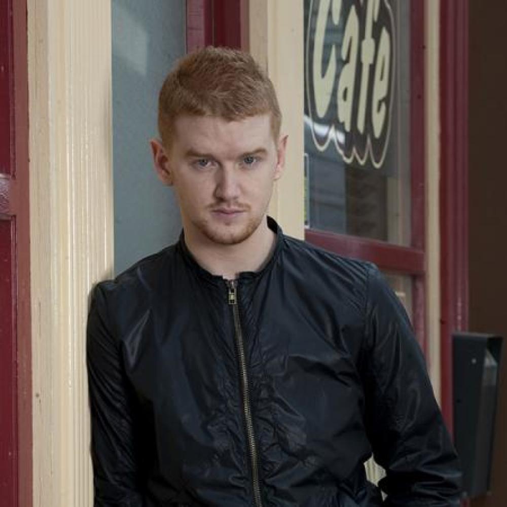 Mikey North as Gary Windass