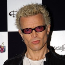 Billy Idol recovering from foot surgery