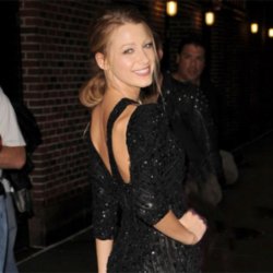 Blake Lively shows us how to wear beautiful, flyaway hair