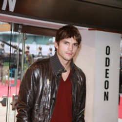 Ashton Kutcher gets steamy for new TV adverts