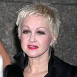 Cyndi Lauper speaks out about botched tummy tuck