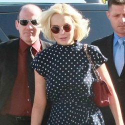 Lindsay Lohan pleaded guilty to probation violation