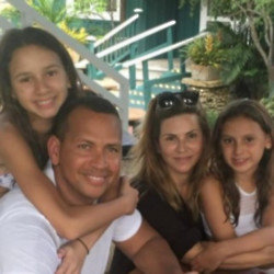 Alex Rodriguez heaps praise on ex-wife Cynthia Scurtis
