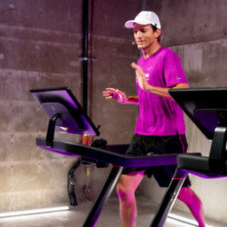 Ashton Kutcher dons purple gym gear as he trains for a marathon