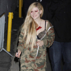 Avril Lavigne hails Travis Barker a 'studio wizard'