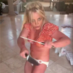 Britney Spears caused concern with her video (c) Instagram