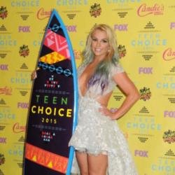 Britney Spears with her Teen Choice Award