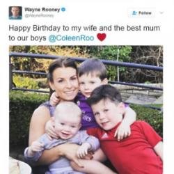 Coleen Rooney with her family (c) Wayne Rooney Twitter