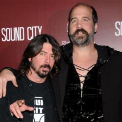 Surviving Nirvana members Dave Grohl (L) and Krist Novoselic (R)
