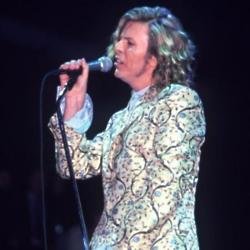 David Bowie performing in 2000