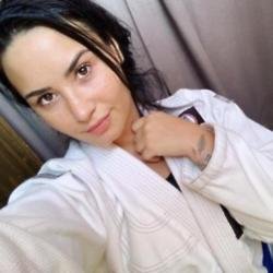 Demi Lovato's Instagram (c) selfie
