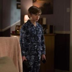 Bobby Beale played by Eliot Carrington