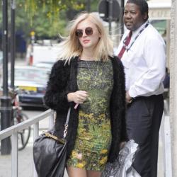 Fearne Cotton gets dressing for work right