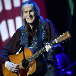 Gordon Lightfoot passed away at hospital, three weeks after cancelling his tour