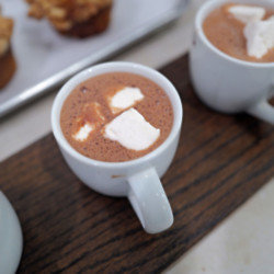 Hot chocolate can help people lose weight