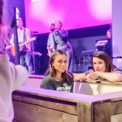 Jana Kramer gets baptised (c) Instagram
