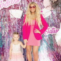 Jessica Simpson channels Barbie for her daughter's tutu-themed party (c) Instagram/Jessica Simpson